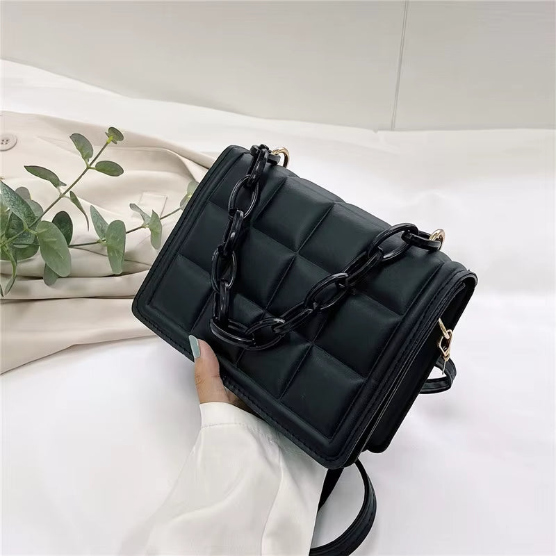 Women's shoulder bags